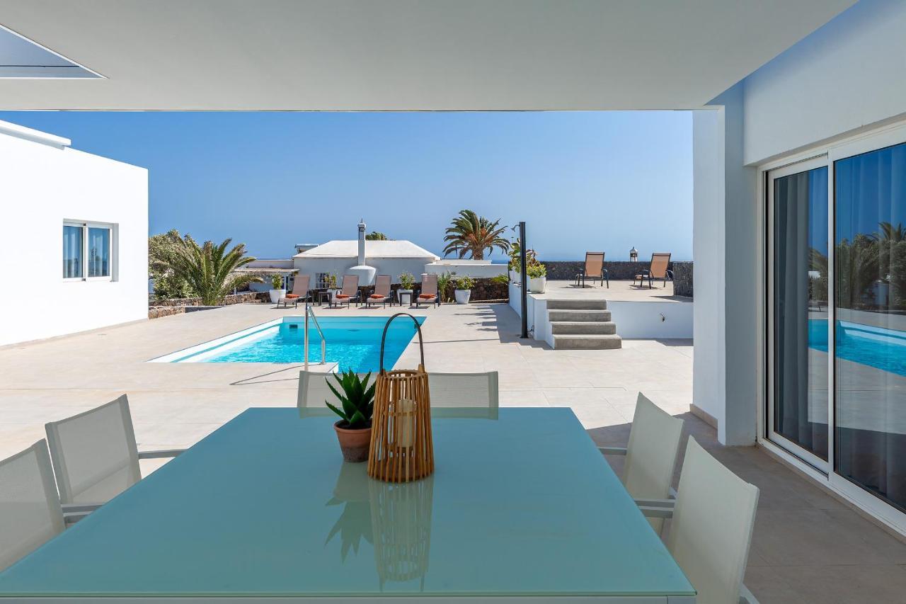 Вилла Sea Sky Lanzarote Коста Бланка Экстерьер фото